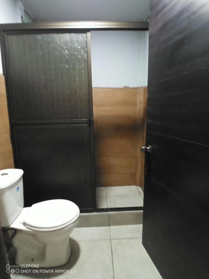 Hogar Tico-Estadounidense Cerca De Aeropuerto Alajuela Extérieur photo